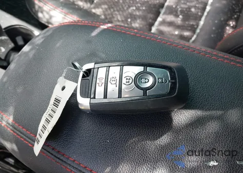 2024 Ford Escape St-Line Select z USA, uszkodzony, nr VIN 1FMCU9NA6RUA08984